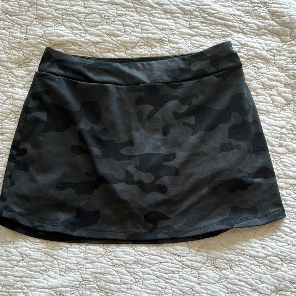 DSG Girls Black Camo Skort L 10/12